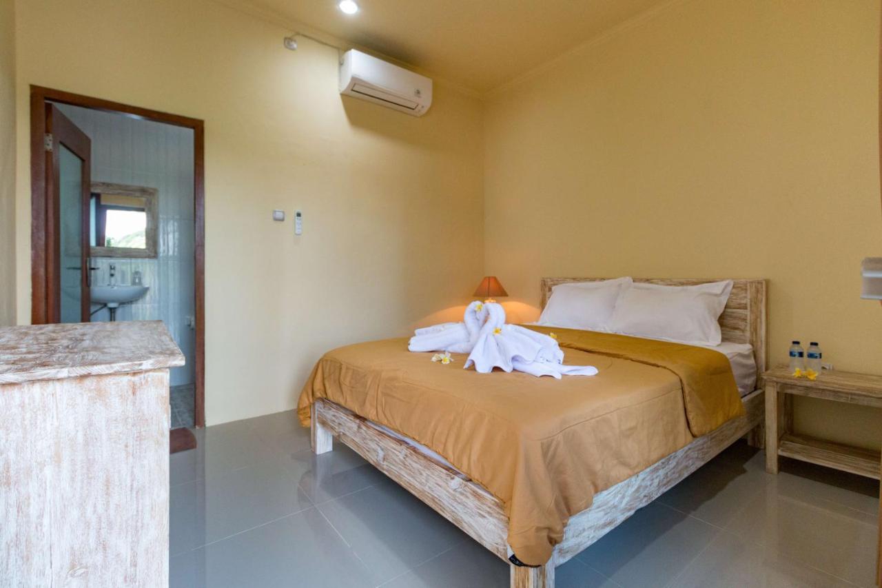 Dicky Guest House 2 Batu Bolong Canggu Exterior foto